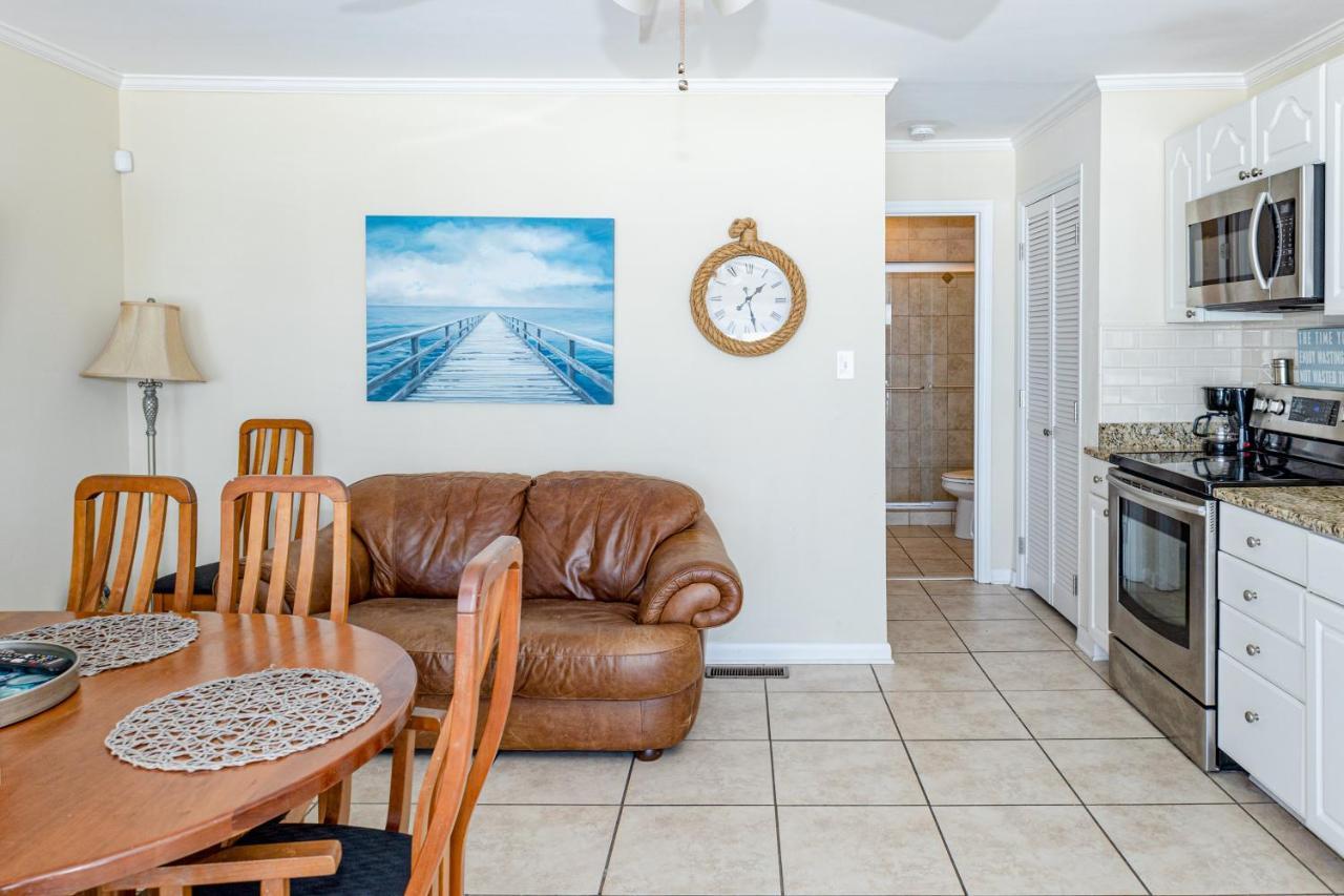 Seaview Duplex 6 Villa Kure Beach Bagian luar foto